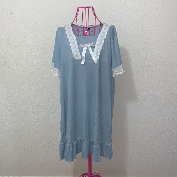SHEIN blue nightgown with ribbon size: Medium - Picture 3 of 16